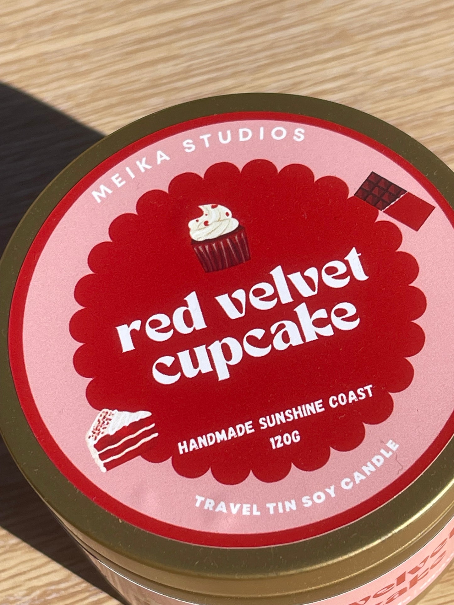 Red Velvet Cupcake Gold Tin 120G
